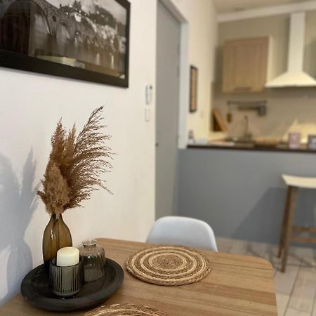 Joli Appartement Hypercentre T2, Classe Meuble De Tourisme 3 Avec Parking Gratuit Béziers Eksteriør bilde