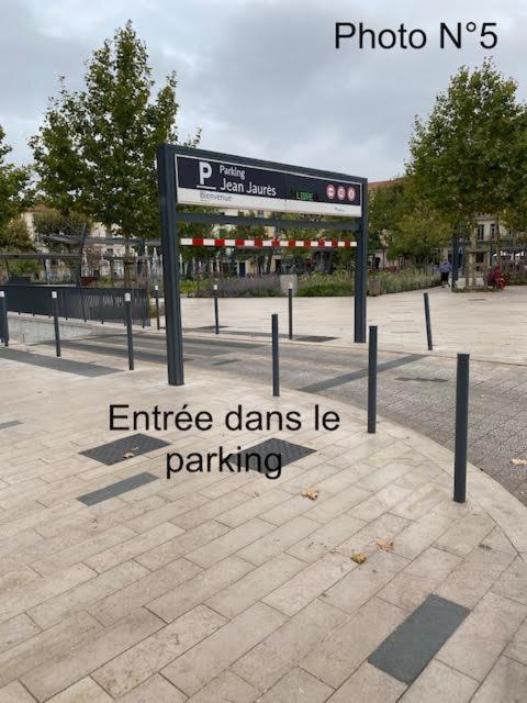 Joli Appartement Hypercentre T2, Classe Meuble De Tourisme 3 Avec Parking Gratuit Béziers Eksteriør bilde