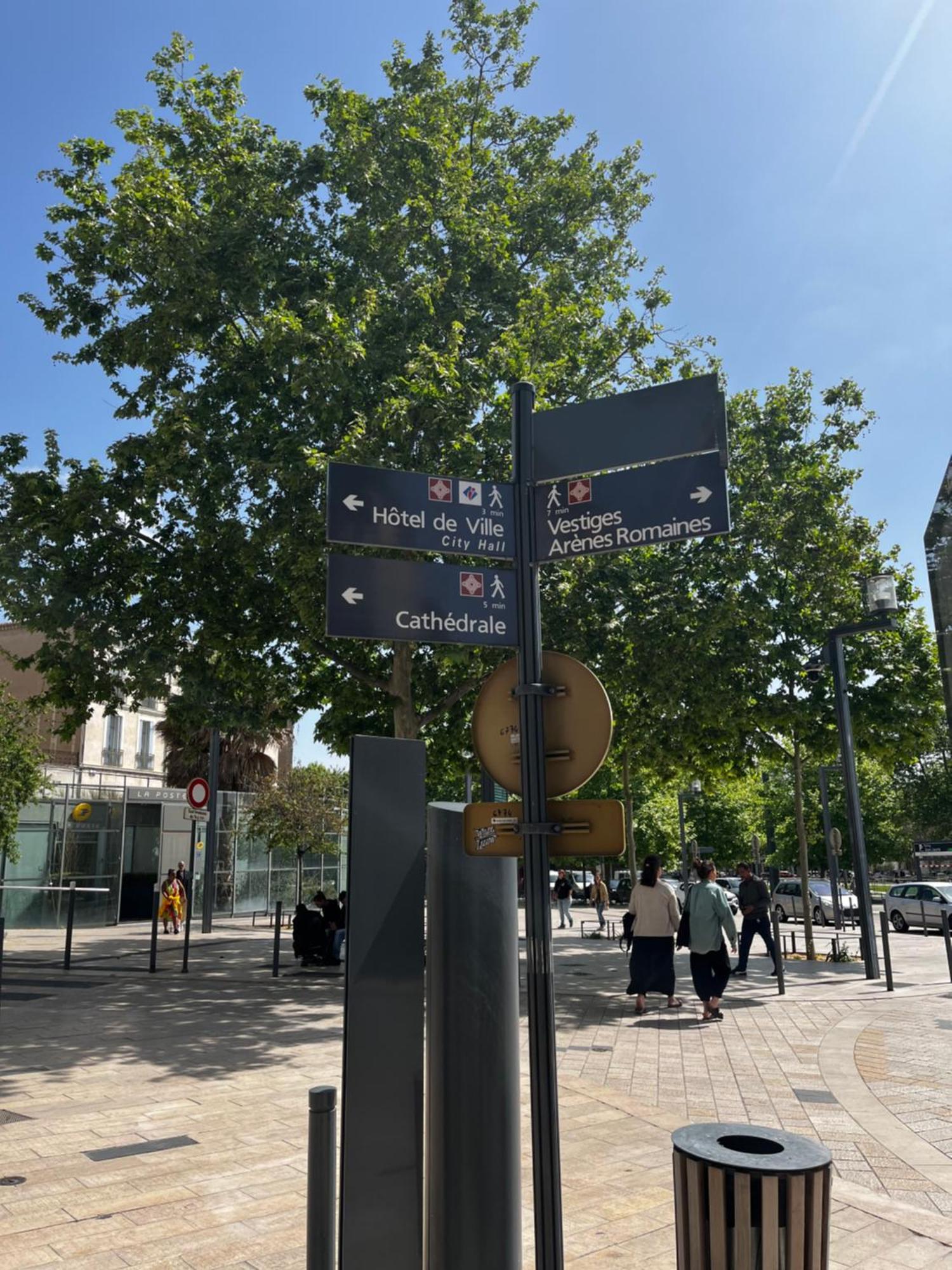 Joli Appartement Hypercentre T2, Classe Meuble De Tourisme 3 Avec Parking Gratuit Béziers Eksteriør bilde